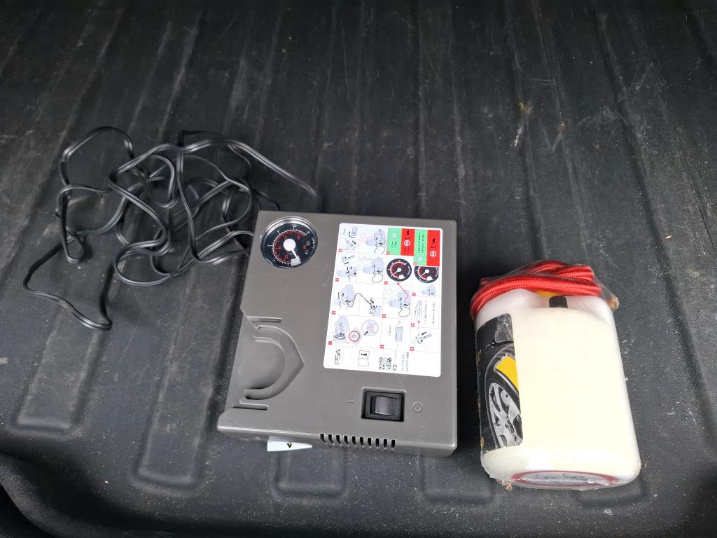 Citroen C4 SOCIETE BLUEHDI 110 S&S BVM6 FEEL NAV BUSINESS R 2022