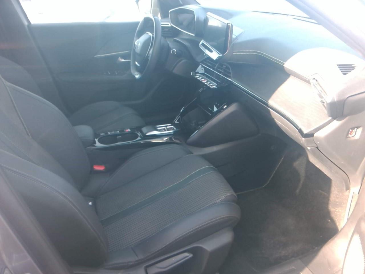Peugeot 2008 Electrique 136 ch GT 2022