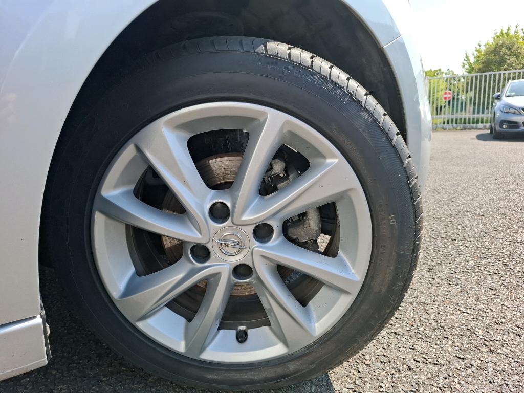 Opel Corsa 1.2 75 ch BVM5 Elegance Business 2022