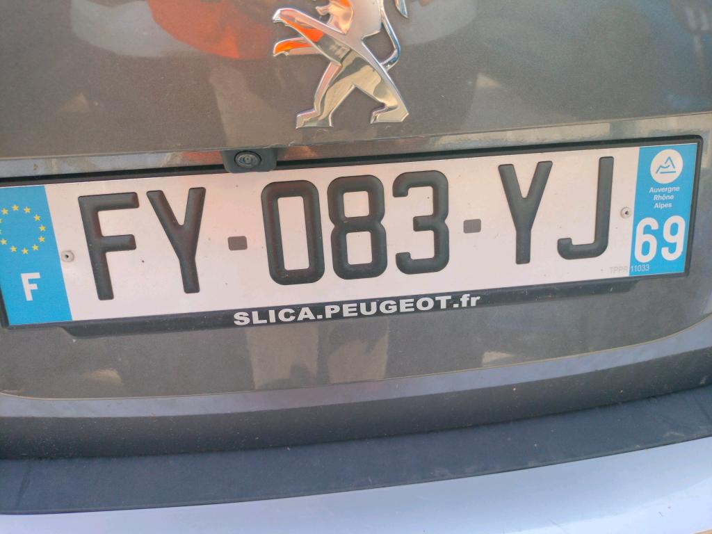 Peugeot 2008 BlueHDi 130 S&S EAT8 GT Pack 2021