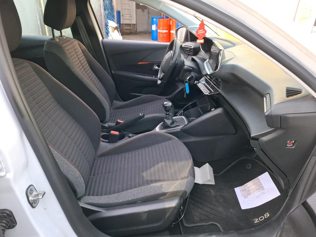Peugeot 208 BlueHDi 100 S&S BVM6 Active 2021