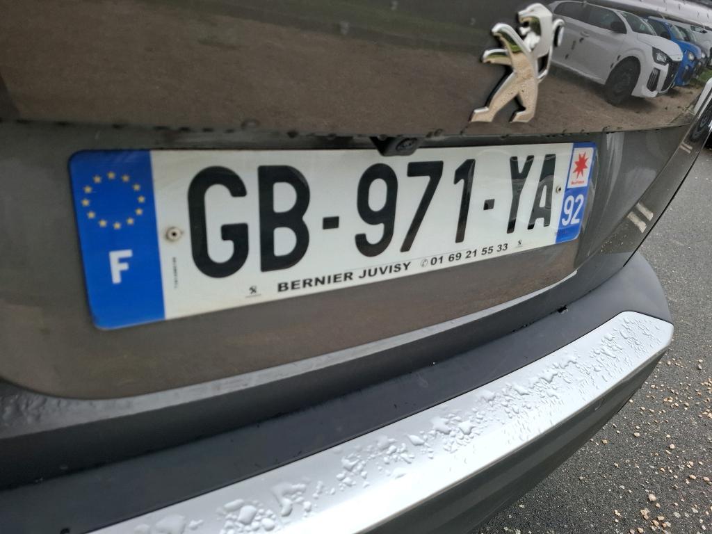 Peugeot 2008 BlueHDi 130 S&S EAT8 Allure 2021