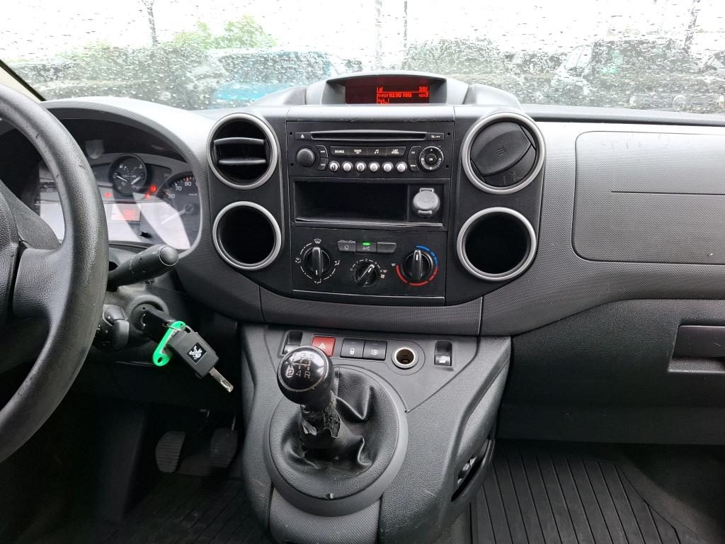 Peugeot PARTNER FOURGON STANDARD 1.6 BLUEHDI 75 BVM5 PREMIUM 2018