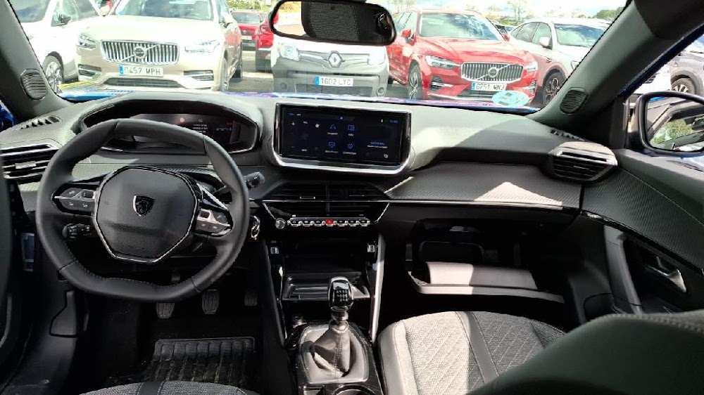 Foto Peugeot 2008 13