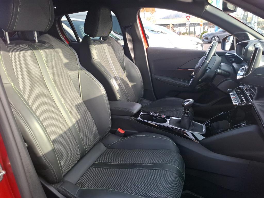 Peugeot 208 PureTech 100 S&S BVM6 GT 2024