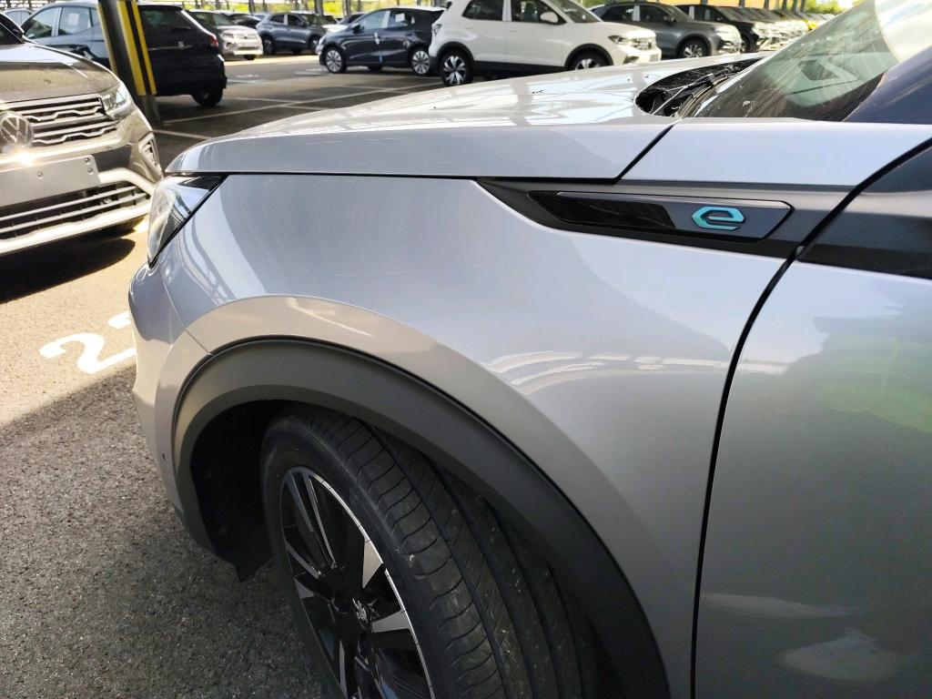 Peugeot 2008 Electrique 136 ch GT Pack 2022