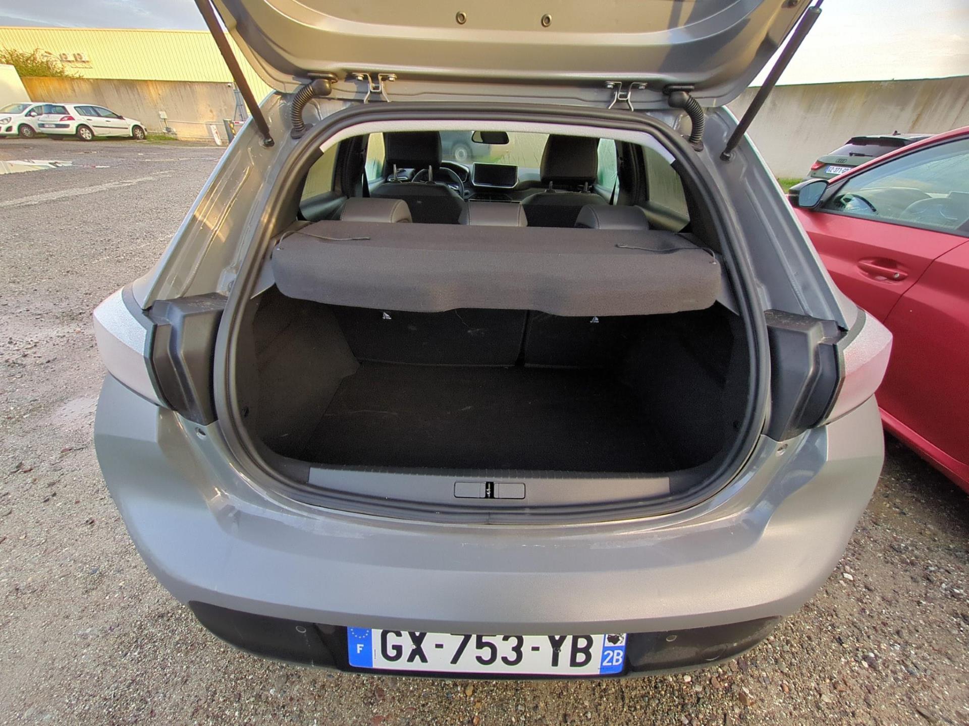 Peugeot 208 Hybrid 100 e-DCS6 Allure 2024