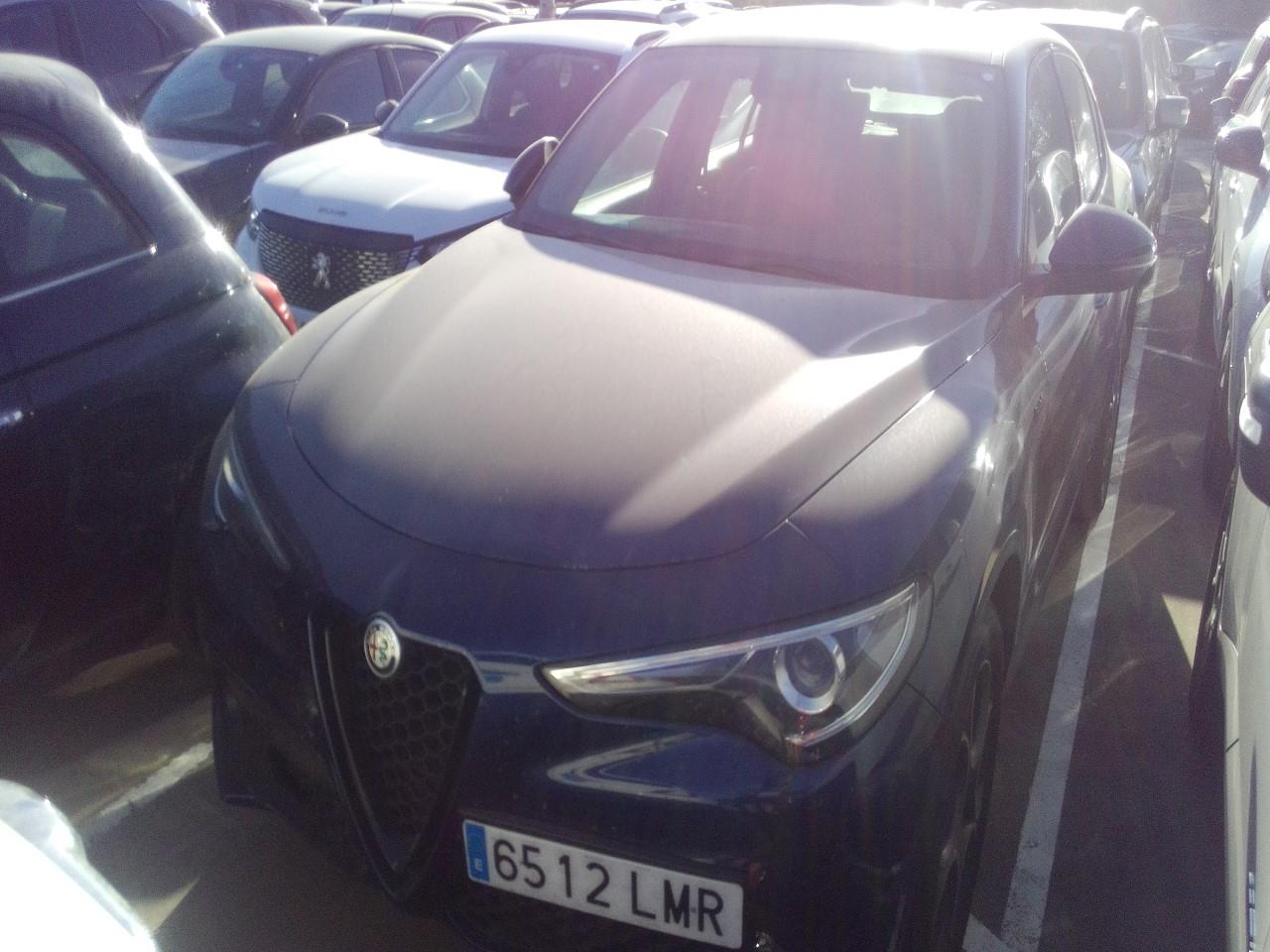 Foto Alfa Romeo Stelvio 2