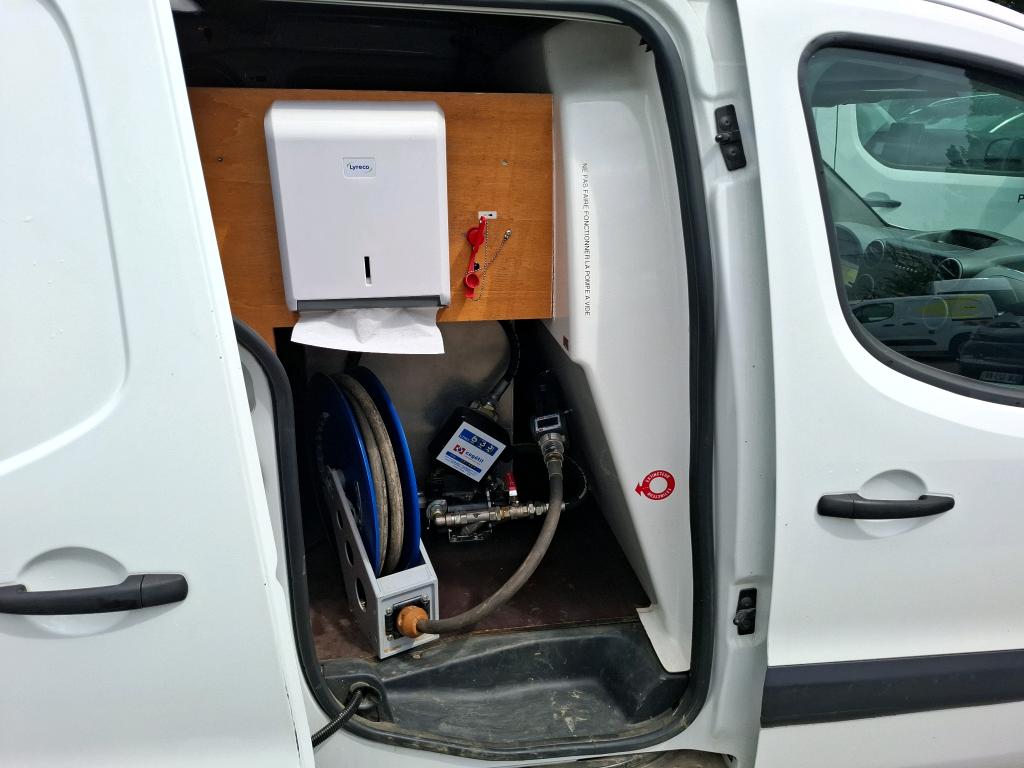 Peugeot PARTNER FOURGON STANDARD 1.6 BLUEHDI 100 BVM5 PREMIUM 2017