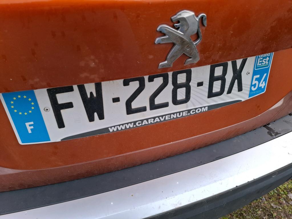 Peugeot 2008 II 