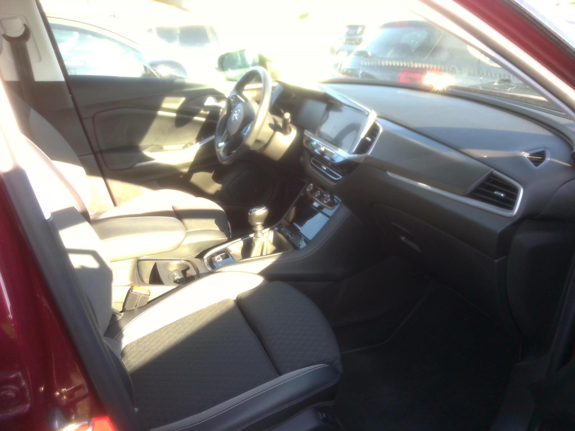Opel Grandland 1.2 Turbo 130 ch Elegance Business 2022