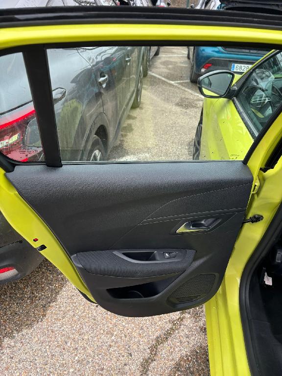 Foto Peugeot 208 15