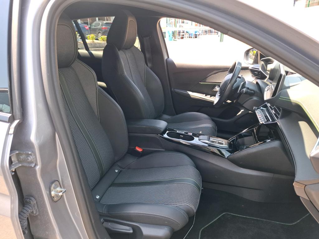 Peugeot 208 PureTech 130 S&S EAT8 GT 2023