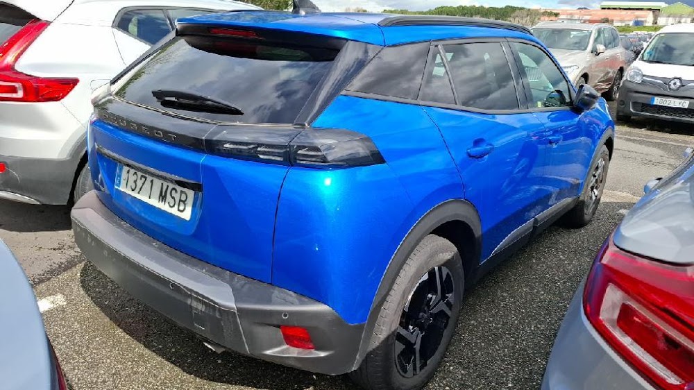 Foto Peugeot 2008 9