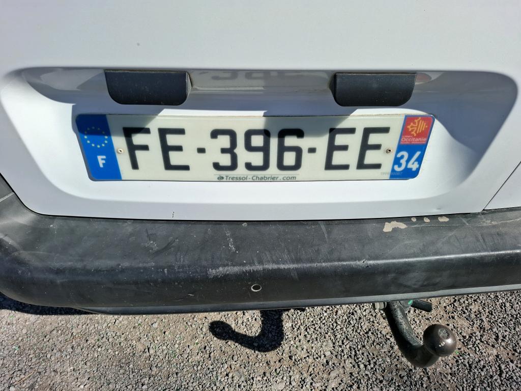 Peugeot PARTNER FOURGON STANDARD 650 KG BLUEHDI 100 S&S BVM5 PREMIUM 2019