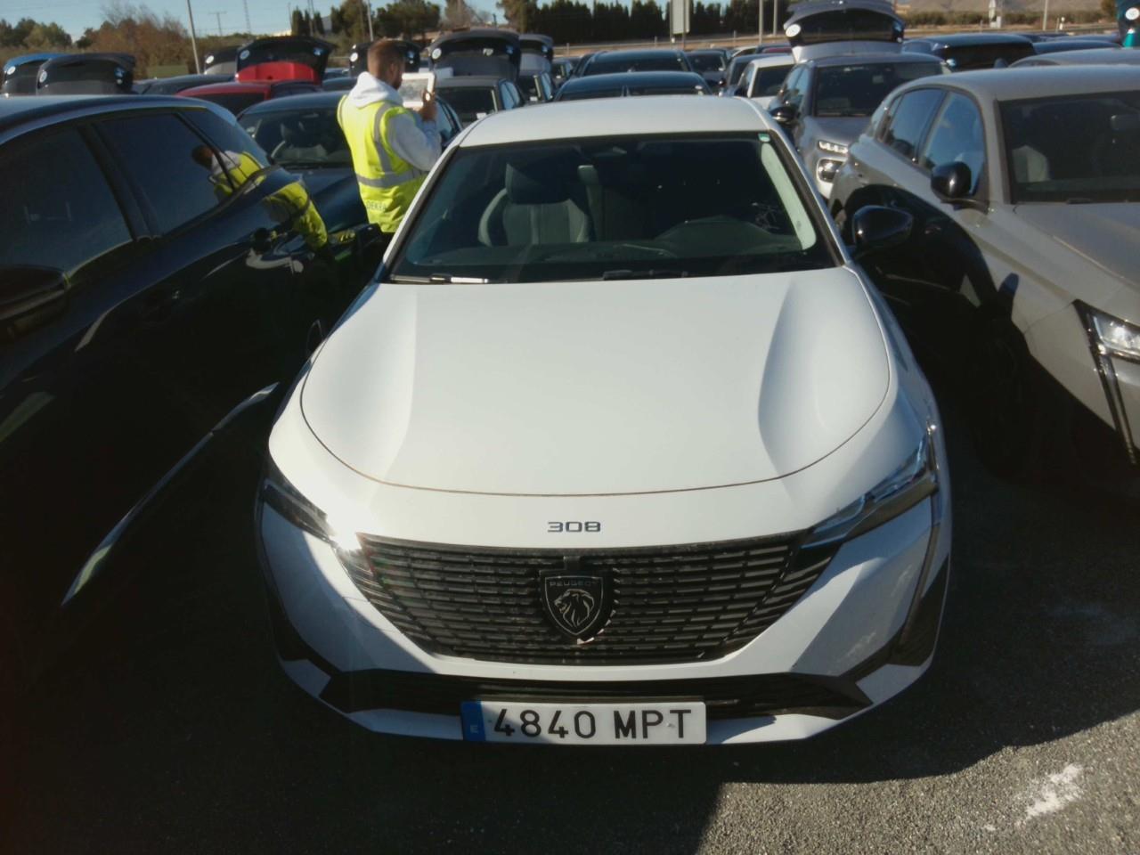 Peugeot 308 308 5p Allure Gasolina 130 S&S 6 Vel. MAN