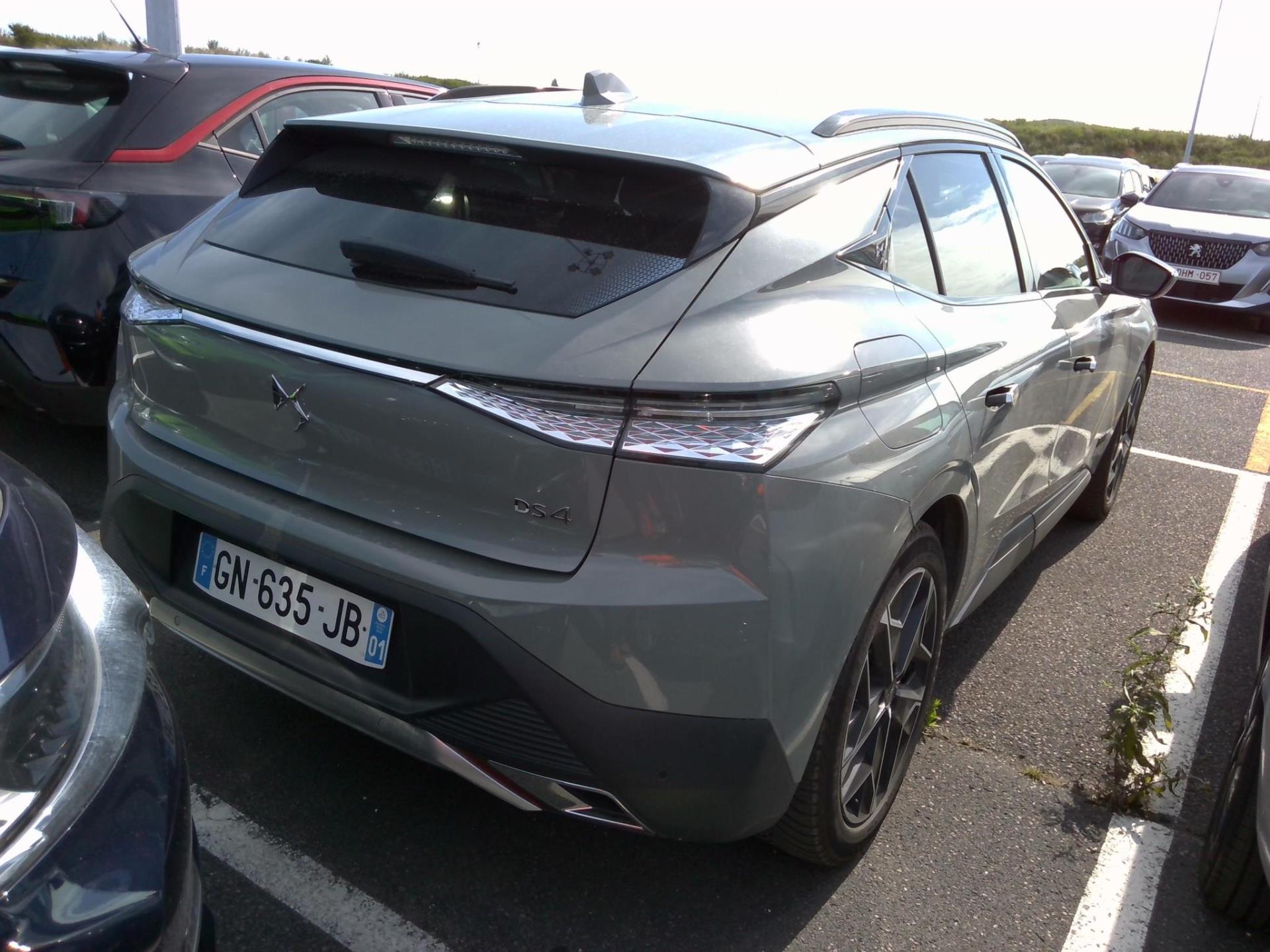 DS DS 4 PureTech 130 EAT8 Cross Rivoli 2023