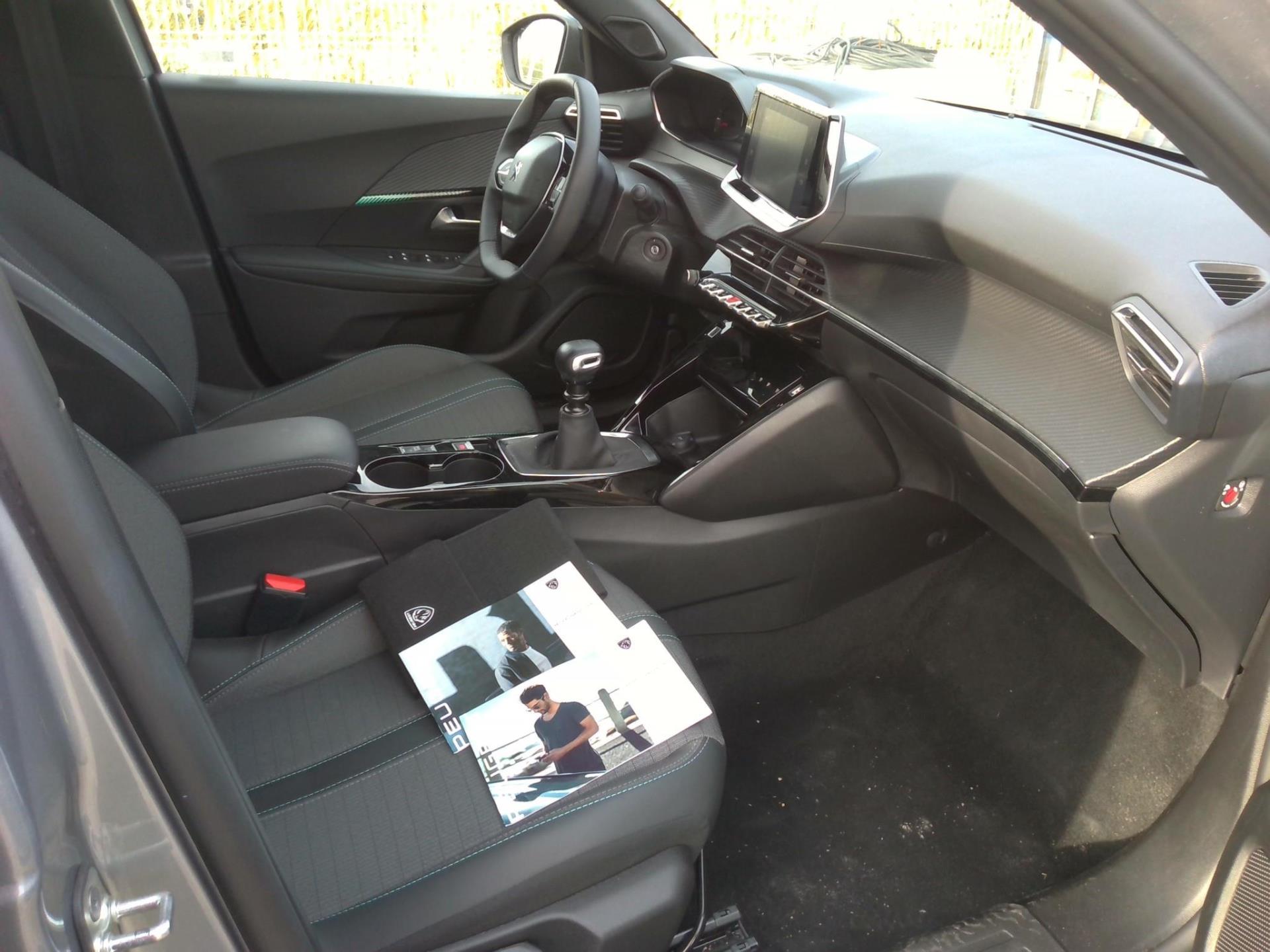 Peugeot 2008 II 
