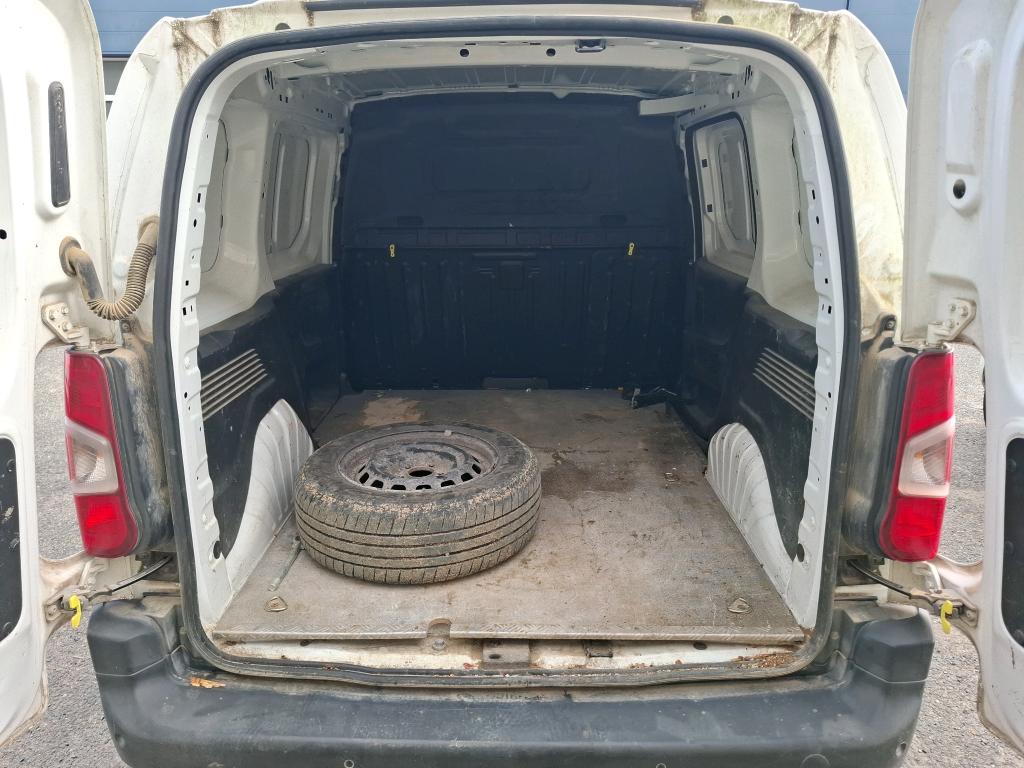 Peugeot PARTNER FOURGON STANDARD 650 KG BLUEHDI 100 S&S BVM5 PREMIUM 2021