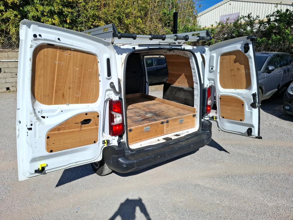 Peugeot PARTNER FOURGON STANDARD 650 KG BLUEHDI 100 S&S BVM5 PREMIUM 2021