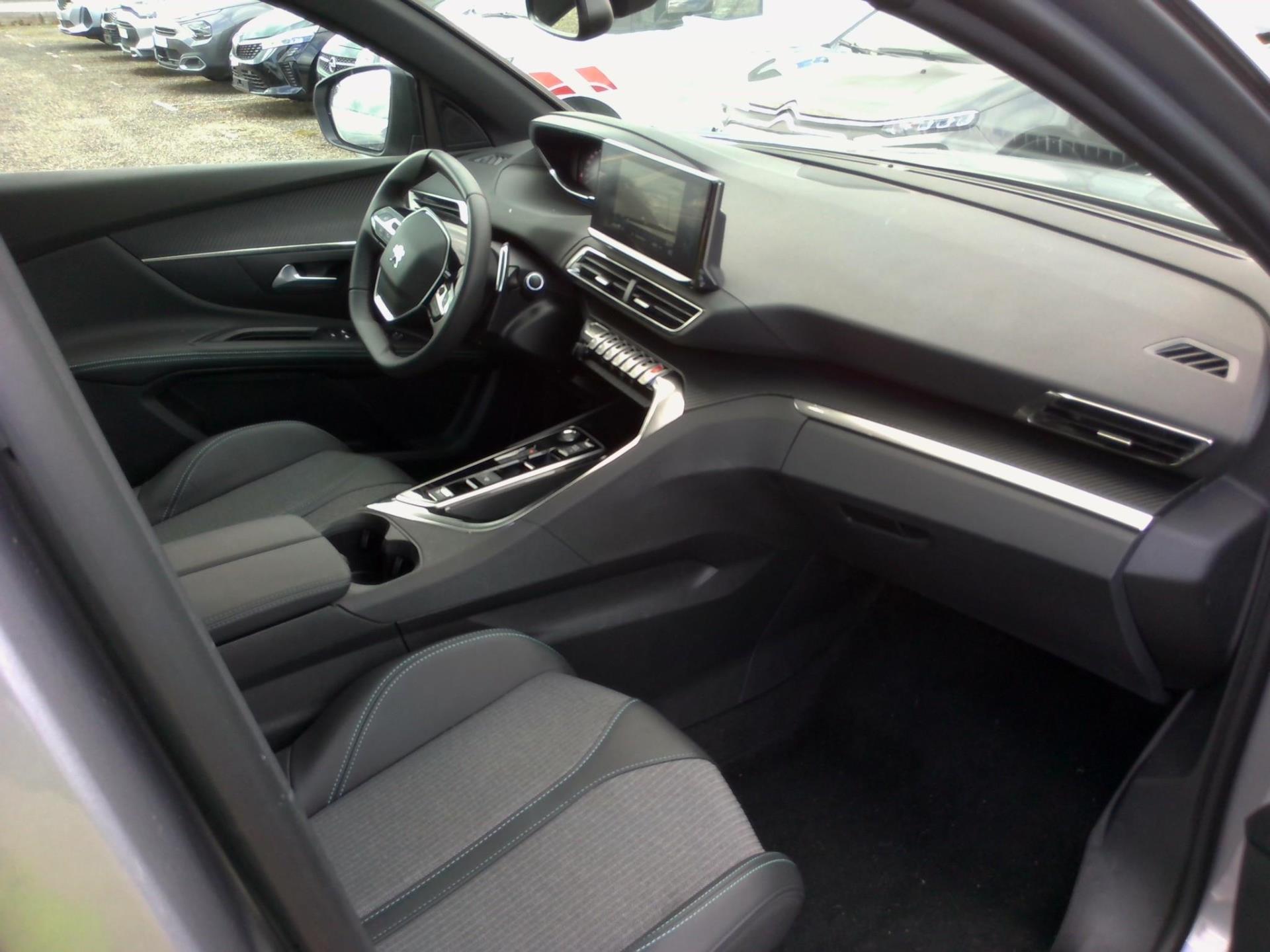 Peugeot 5008 BlueHDi 130ch S&S EAT8 Allure Pack 2024