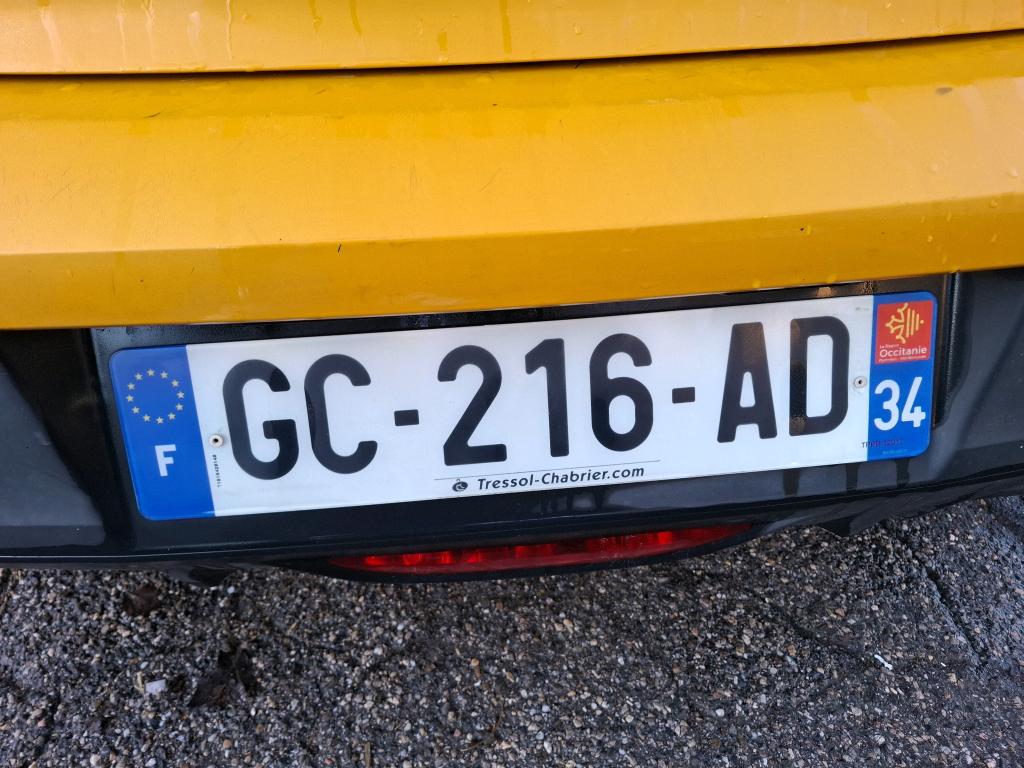 Peugeot 208 BlueHDi 100 S&S BVM6 Active 2021