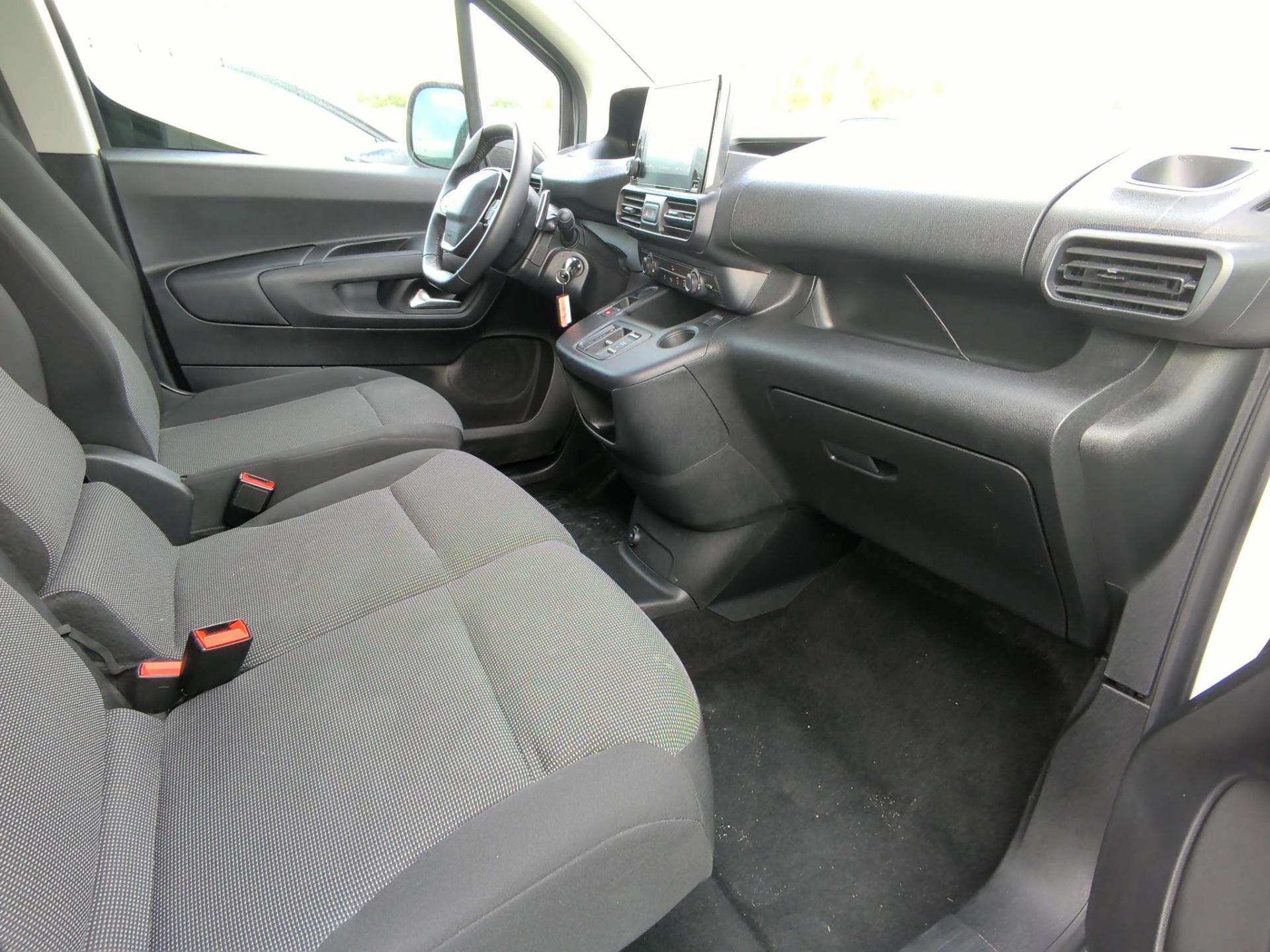 Peugeot PARTNER FOURGON M 1000 KG BLUEHDI 130 S&S EAT8 2024