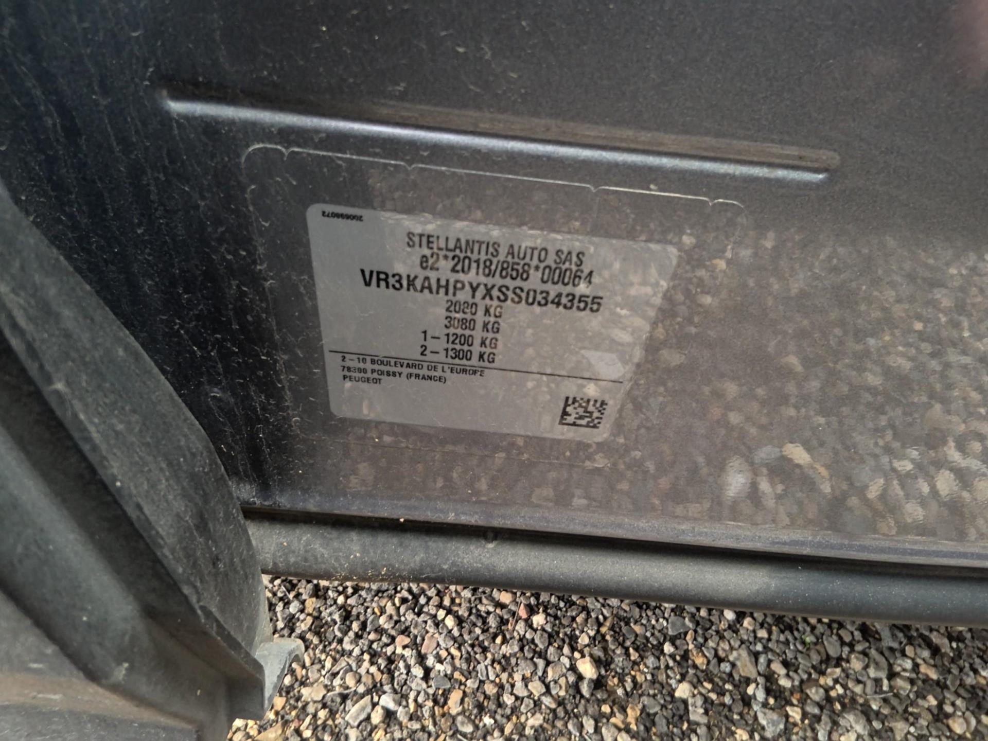 Peugeot 3008 Hybrid 136 e-DCS6 Allure 2025