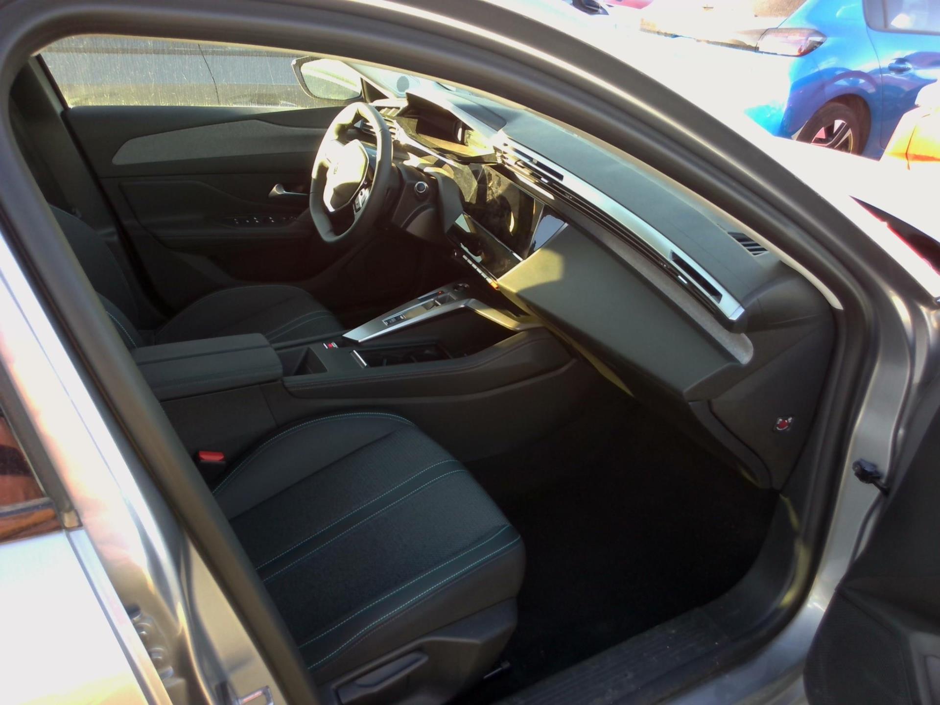 Peugeot 308 PureTech 130ch S&S EAT8 Allure 2024