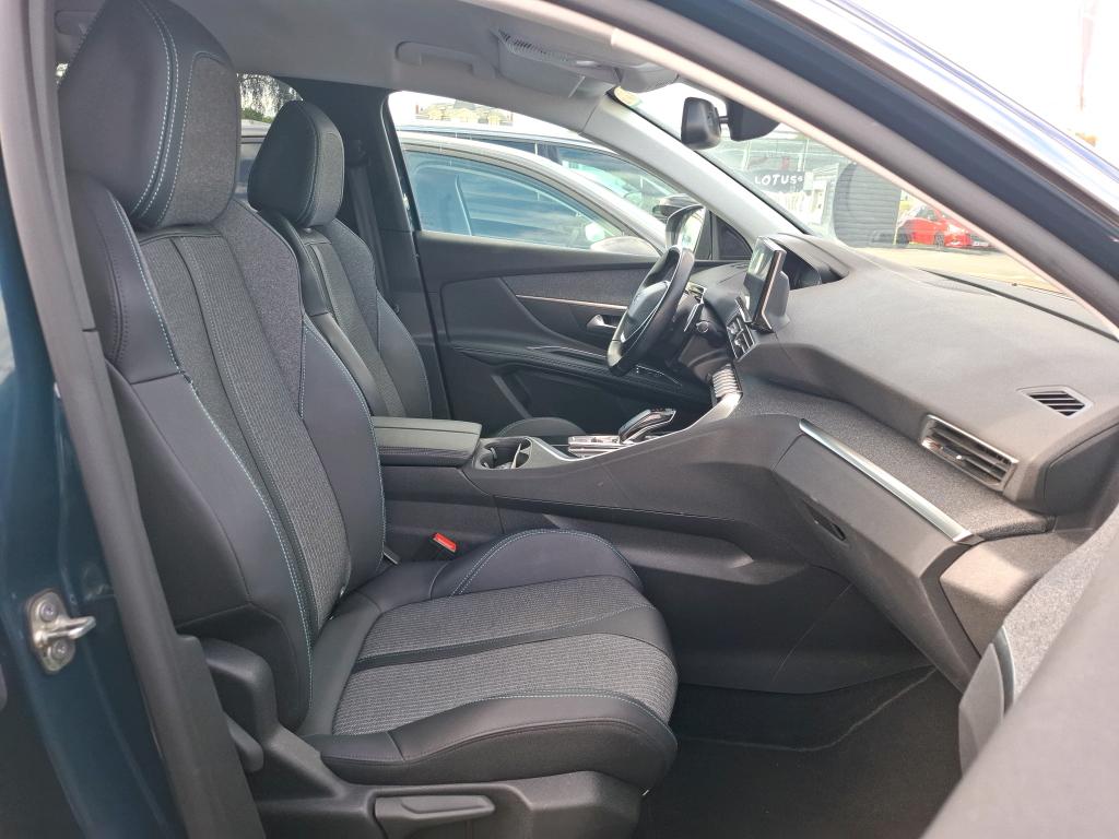 Peugeot 3008 BlueHDi 130ch S&S EAT8 Allure Pack 2022