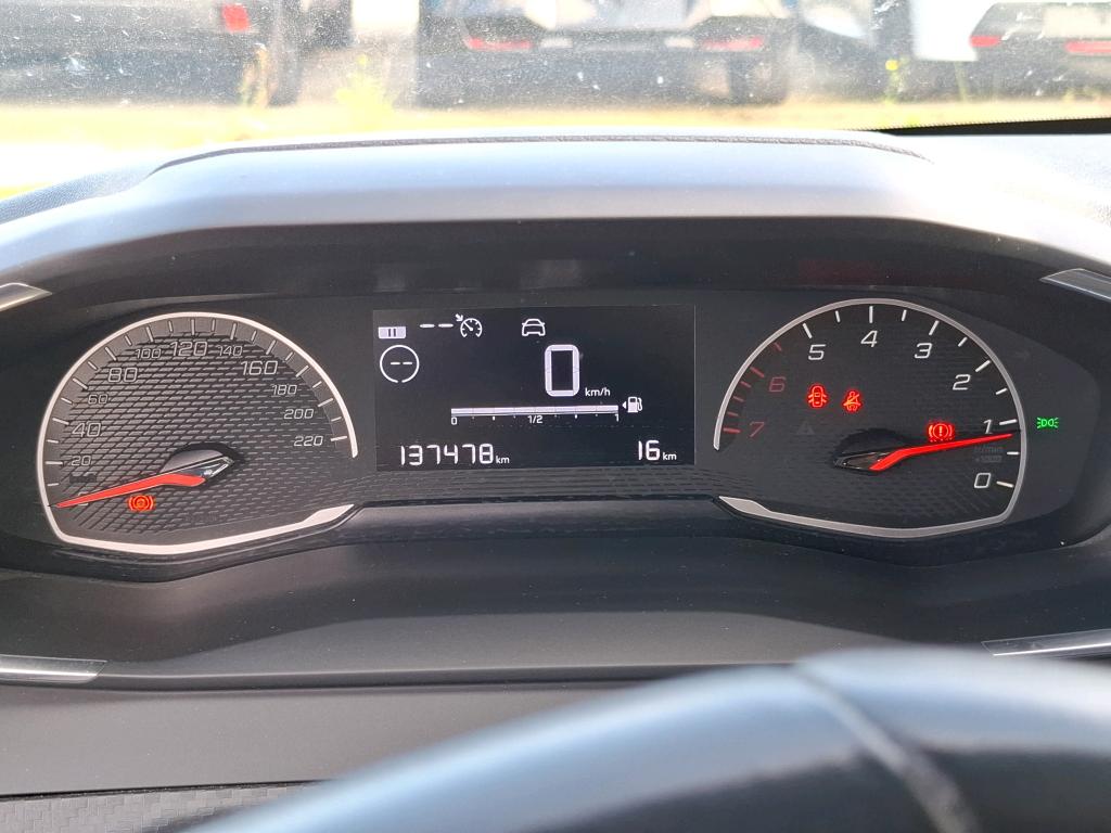 Peugeot 208 BlueHDi 100 S&S BVM6 Active 2021