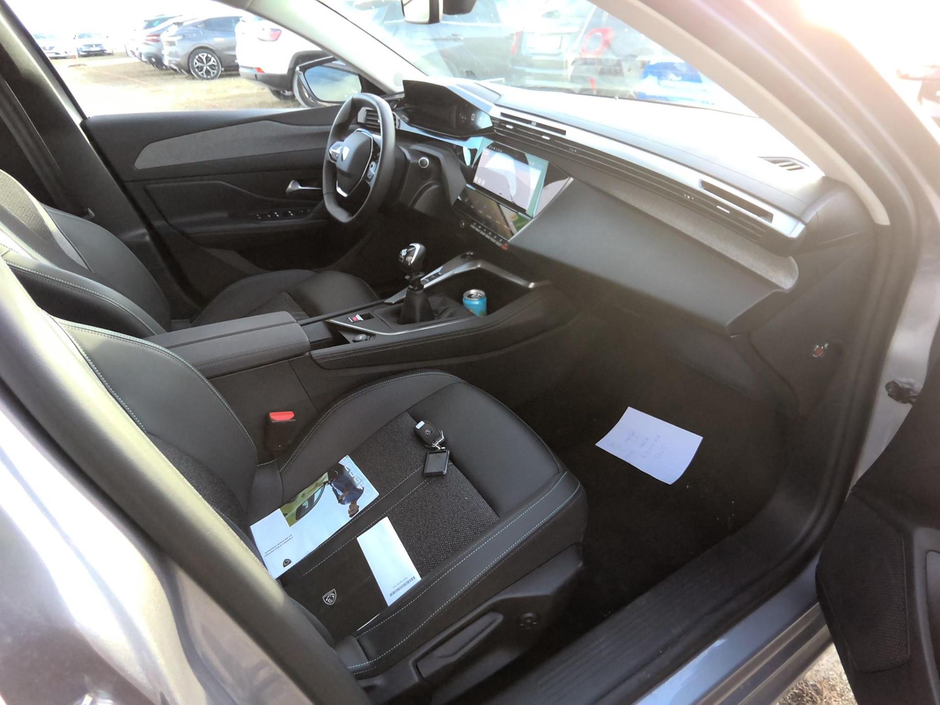 Peugeot 308 PureTech 130ch S&S BVM6 Allure 2024