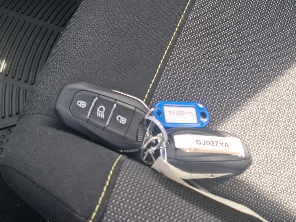 Citroen C3 PureTech 83 S&S BVM5 Shine 2022