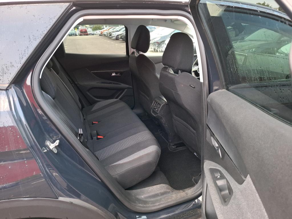 Peugeot 3008 BlueHDi 130ch S&S EAT8 Active Business 2020