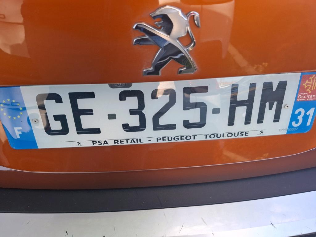 Peugeot 2008 BlueHDi 130 S&S EAT8 Allure Pack 2022