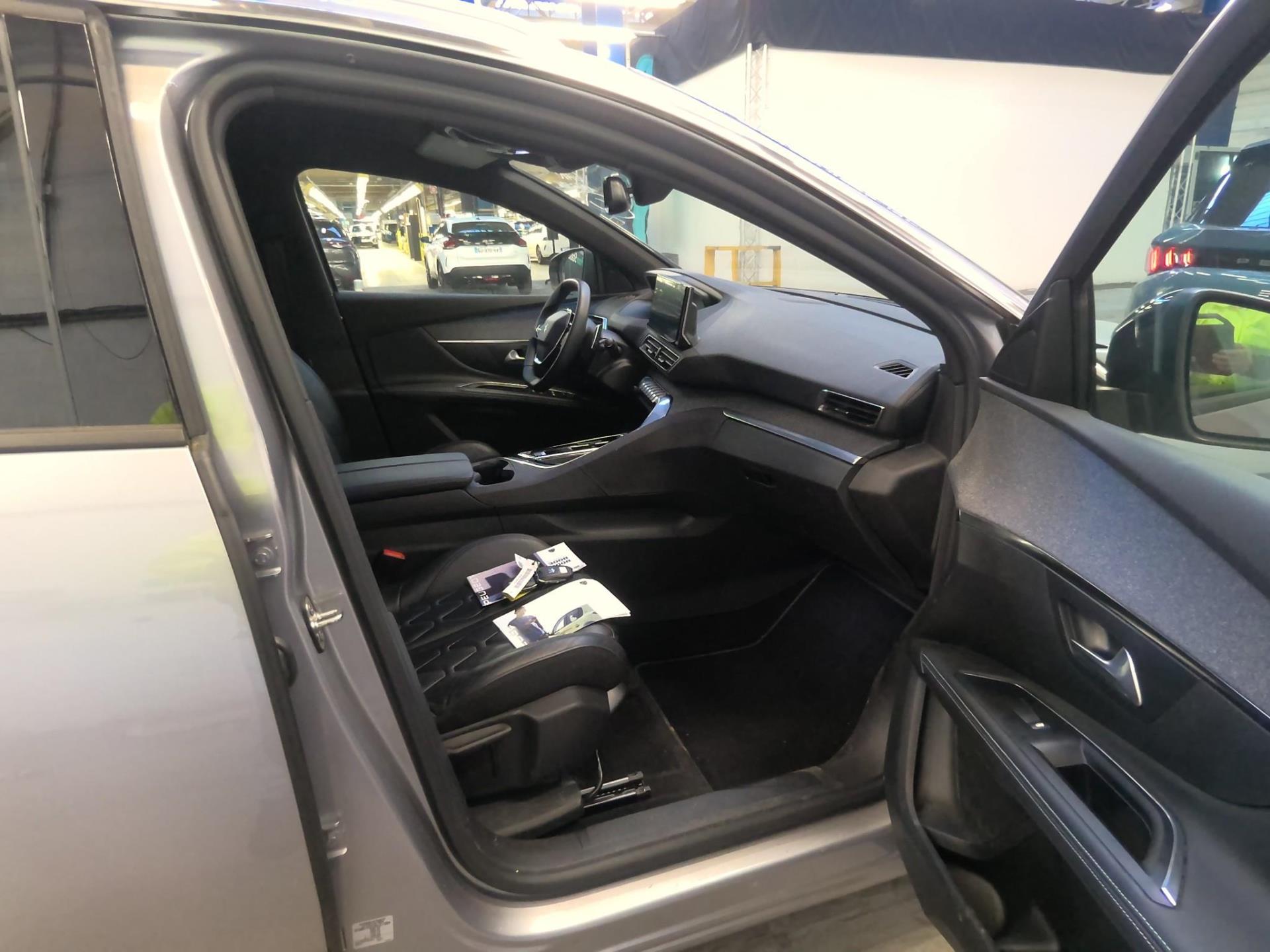 Peugeot 5008 BlueHDi 130ch S&S EAT8 Allure Pack 2024