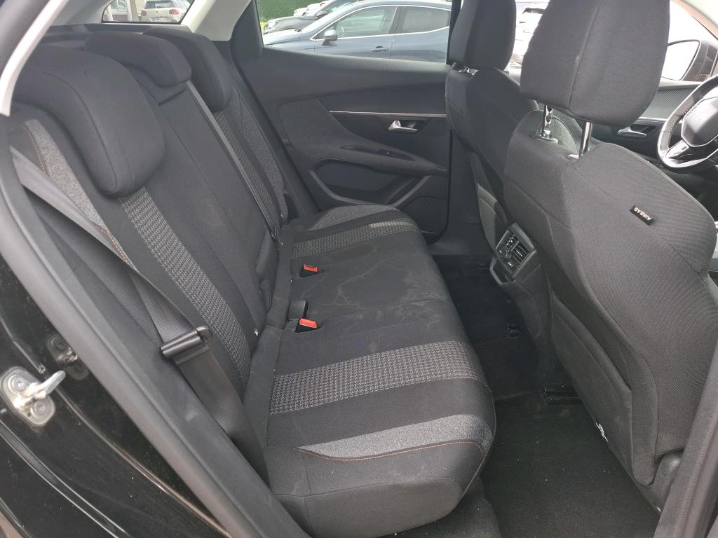 Peugeot 3008 BlueHDi 130ch S&S EAT8 Active Business 2018