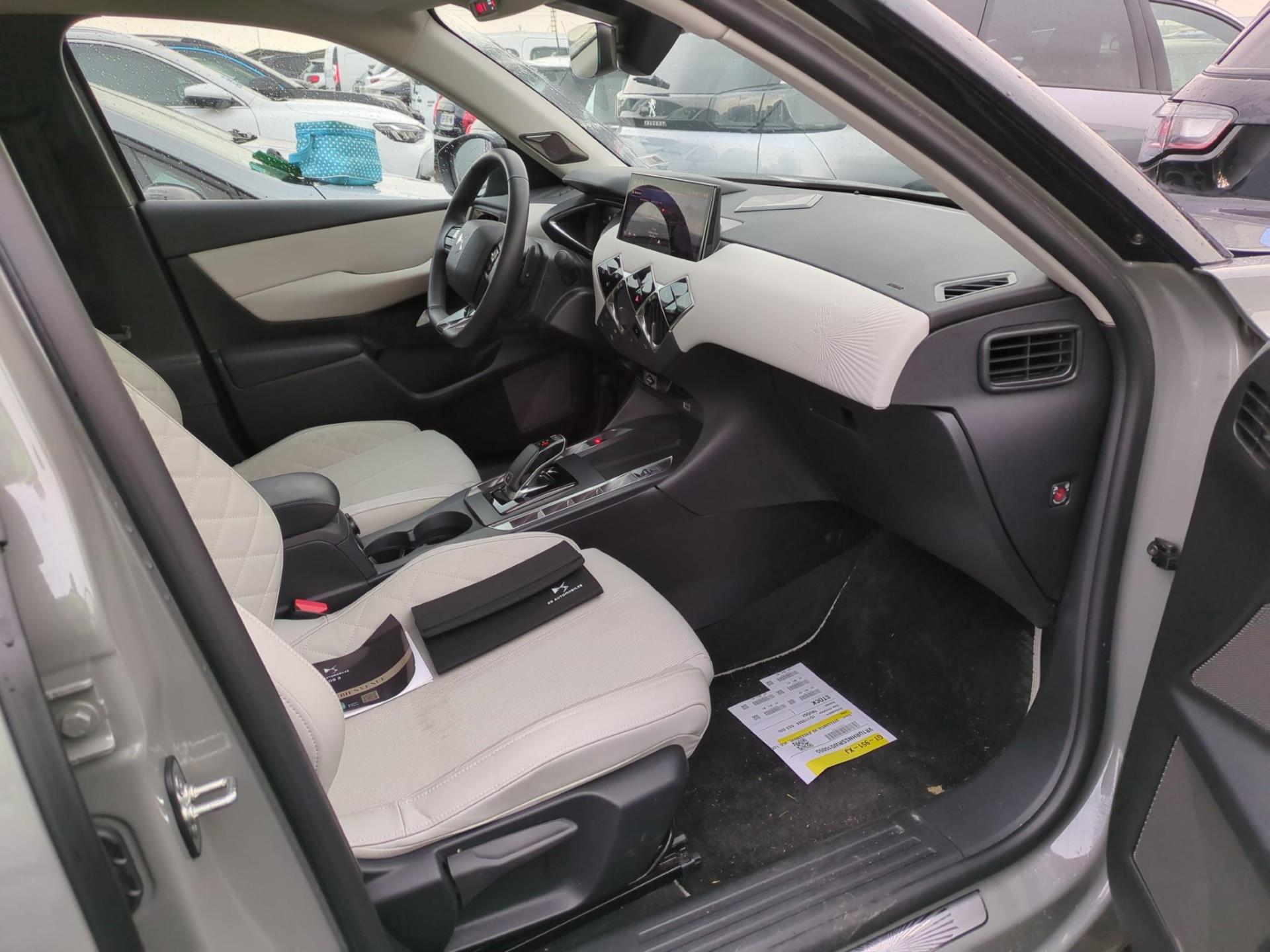 DS DS 3 PureTech 130 EAT8 Esprit de Voyage 2024