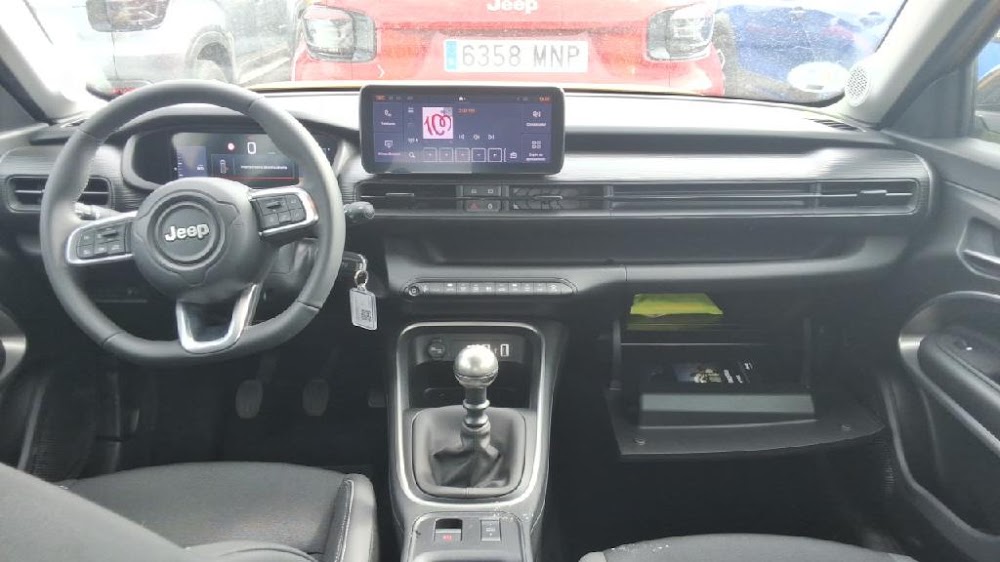 Foto Jeep AVENGER 9