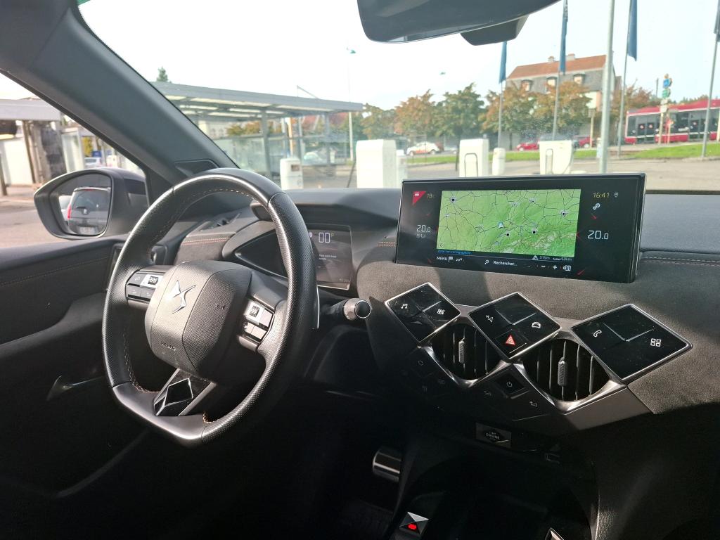 DS DS3 Crossback PureTech 130 EAT8 Performance Line+ 2021