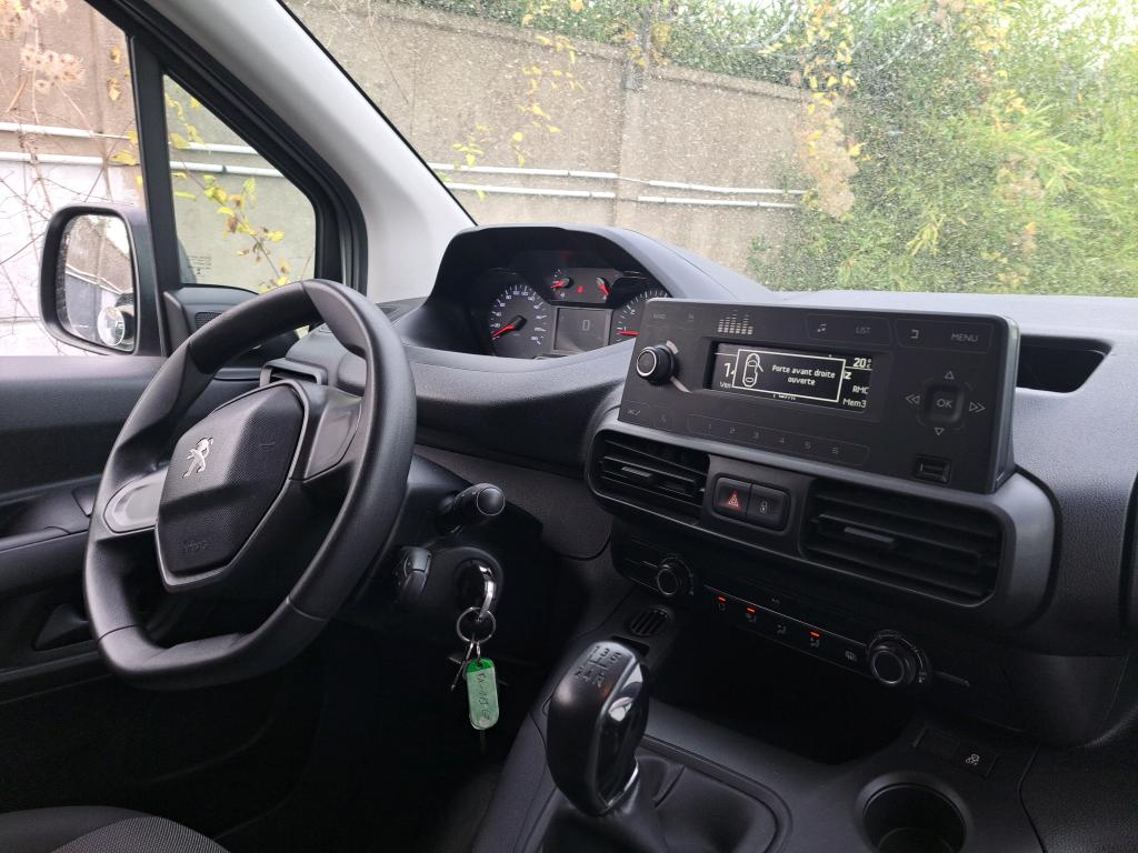 Peugeot PARTNER FOURGON STANDARD 650 KG BLUEHDI 100 S&S BVM5 PREMIUM 2021