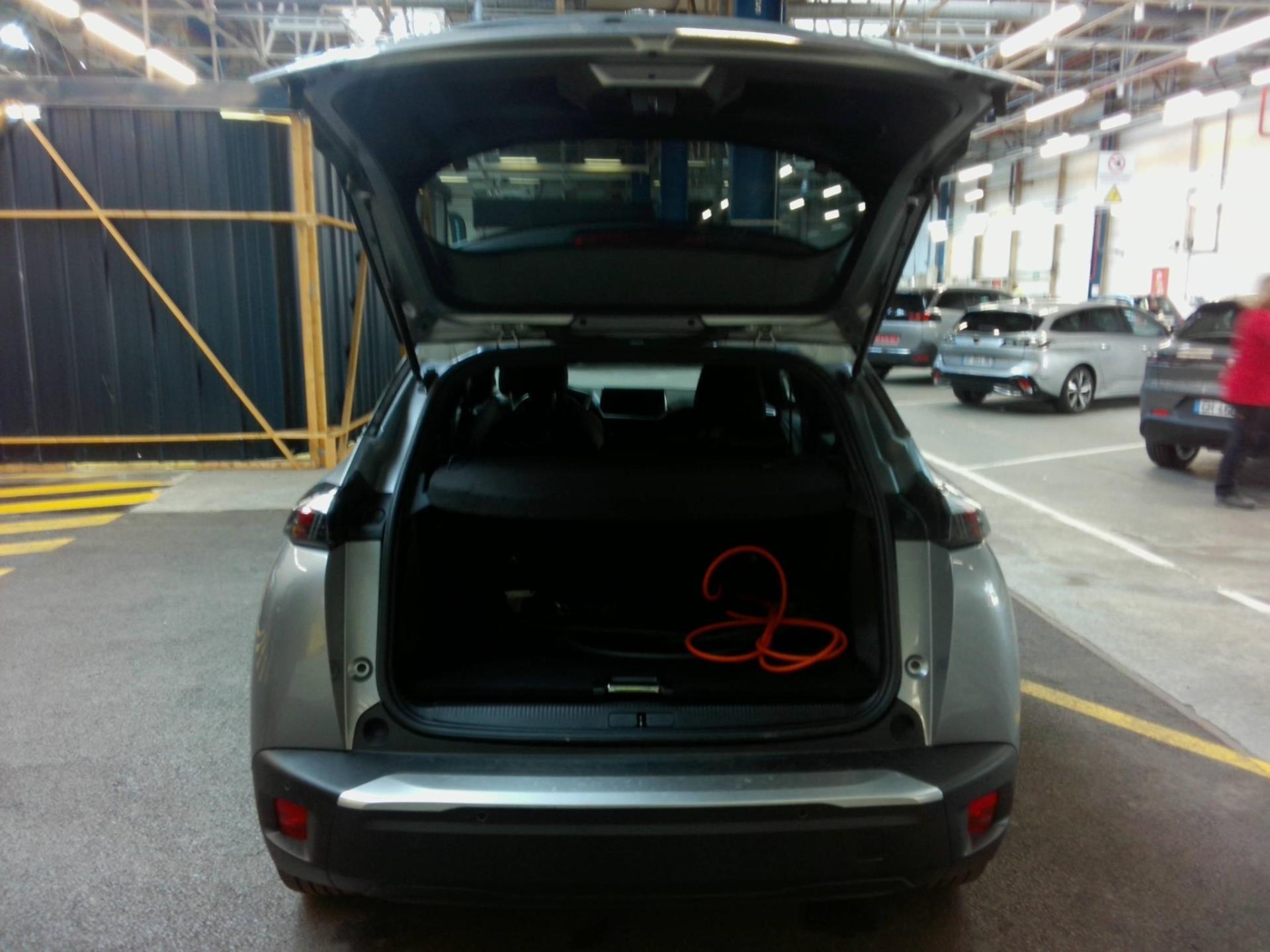 Peugeot 2008 Electrique 136 ch GT 2022