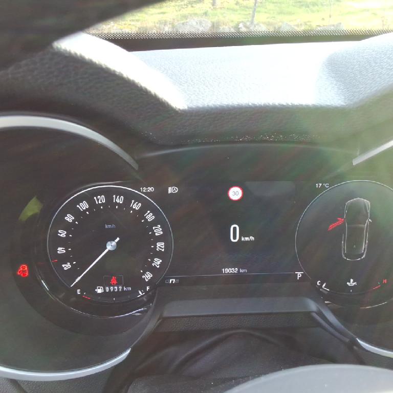 Foto Alfa Romeo Stelvio 3