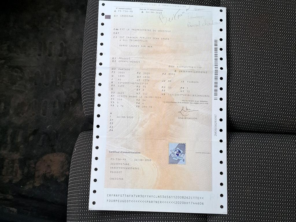 Peugeot PARTNER FOURGON STANDARD 650 KG BLUEHDI 100 S&S BVM5 PREMIUM 2020