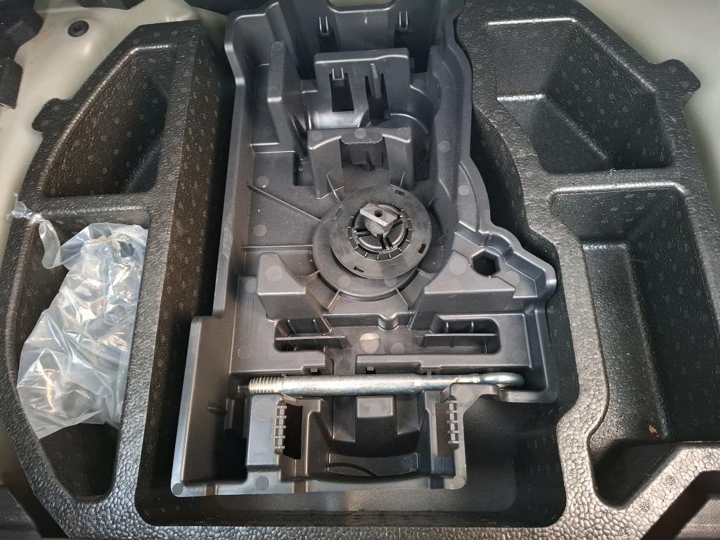 Peugeot 208 BlueHDi 100 S&S BVM6 Active Business 2021