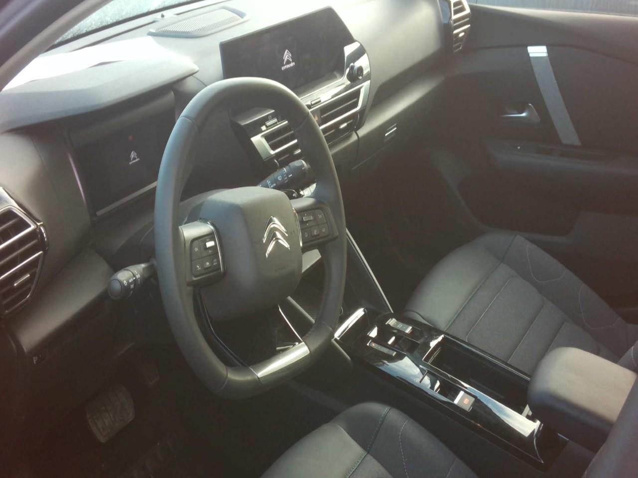 Foto Citroën C4 X 3
