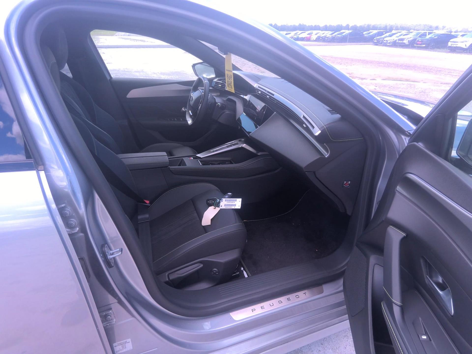 Peugeot 308 SW Plug-in Hybrid 195 ch e-DCS7 GT 2025