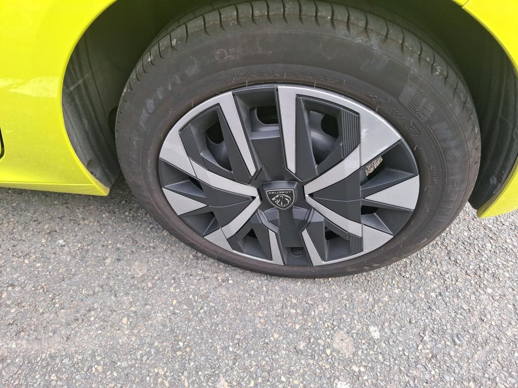 Peugeot 208 Hybrid 110 ch e-DCS6 Style 2025
