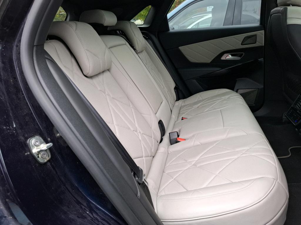 DS DS7 Crossback Hybride E-Tense 300 EAT8 4x4 Rivoli 2021