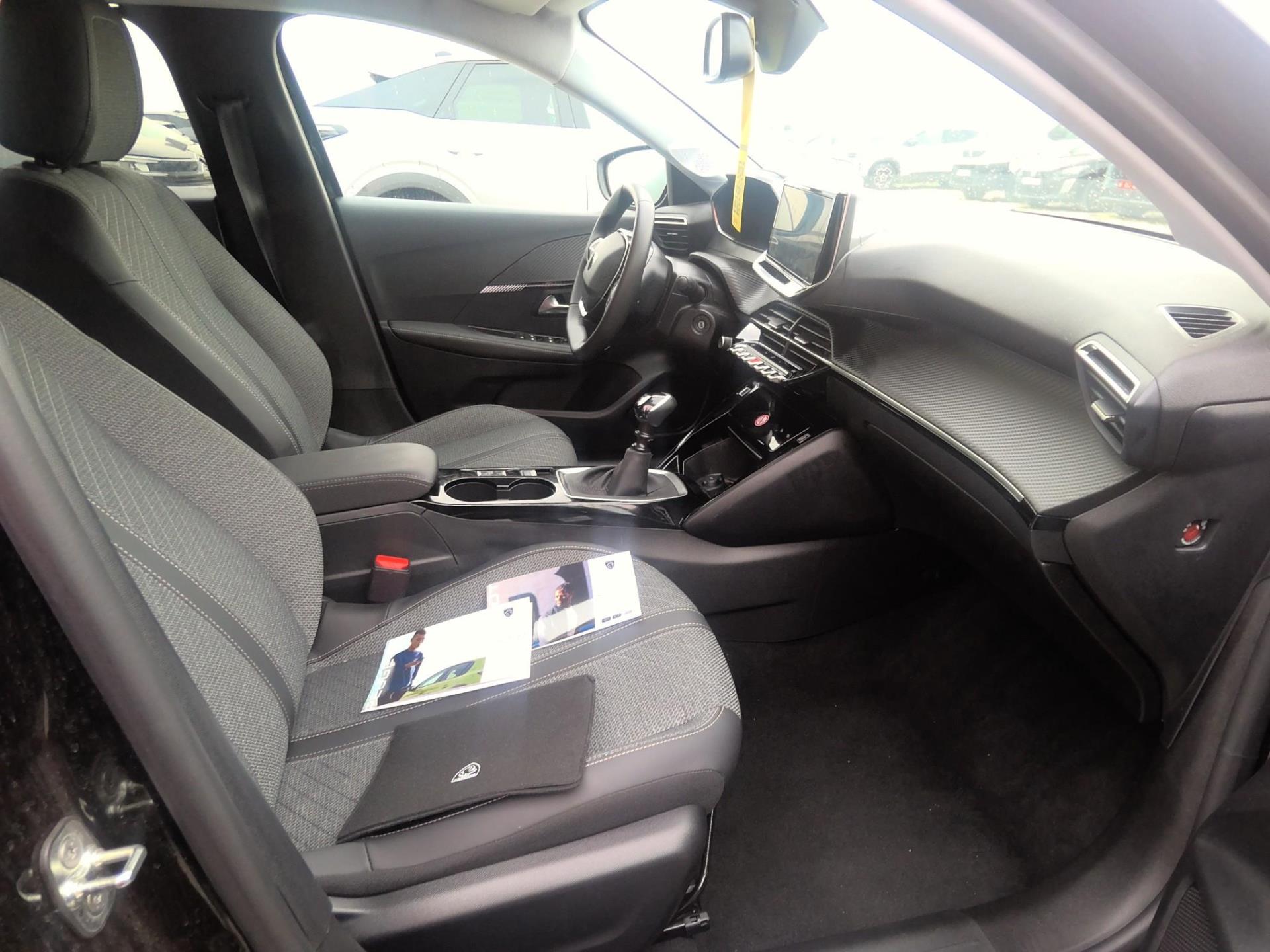 Peugeot 208 100 S&S BVM6 Allure 2025